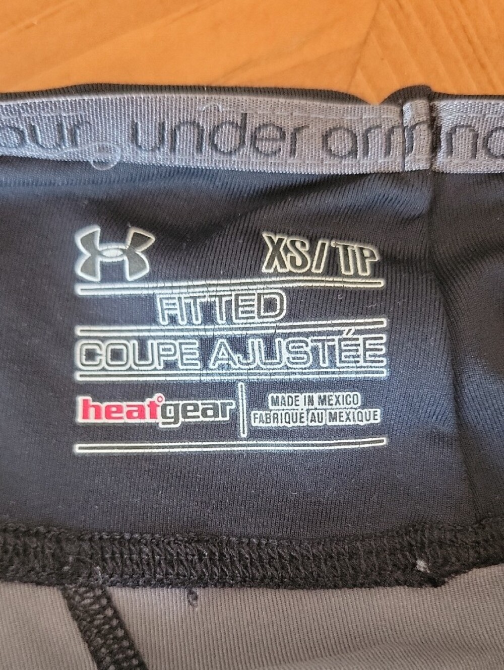 Under Armour HeatGear Tie Dye Compression Volleyball Shorts XS - Picture 4 of 4